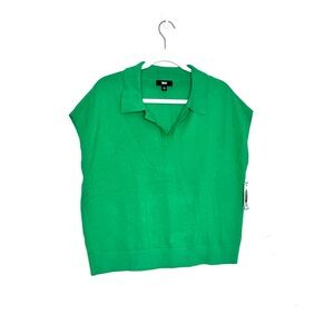 ⭐️ DKNY Shamrock Green Sleeveless Sweater